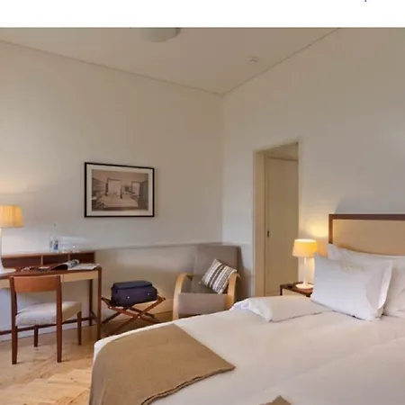 Da Serra Da Estrela קוביליה